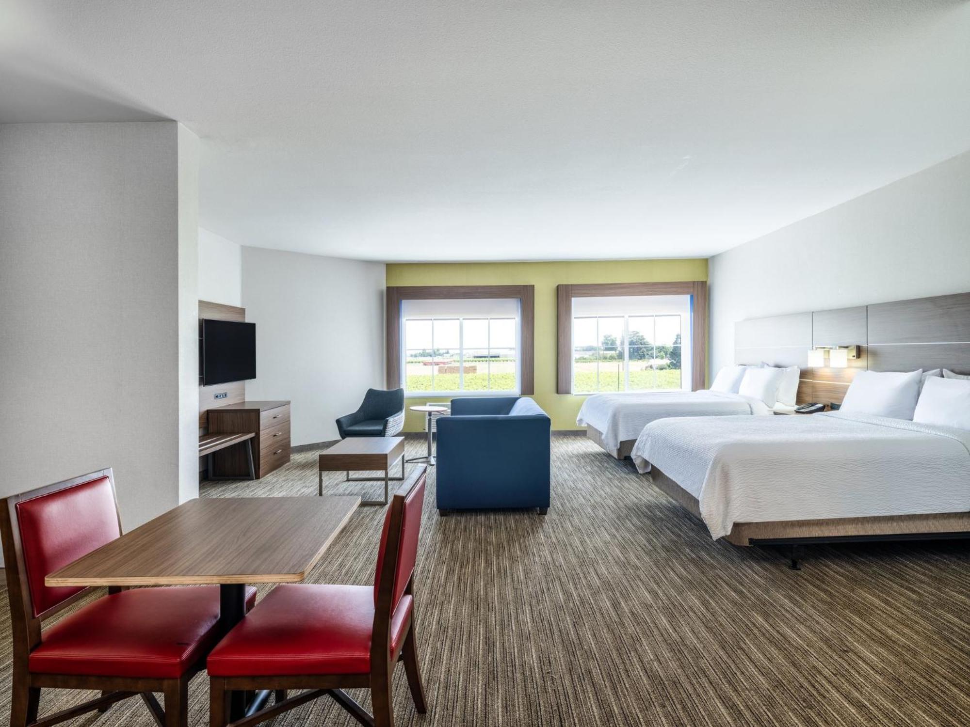 Holiday Inn Express Lodi By Ihg Экстерьер фото