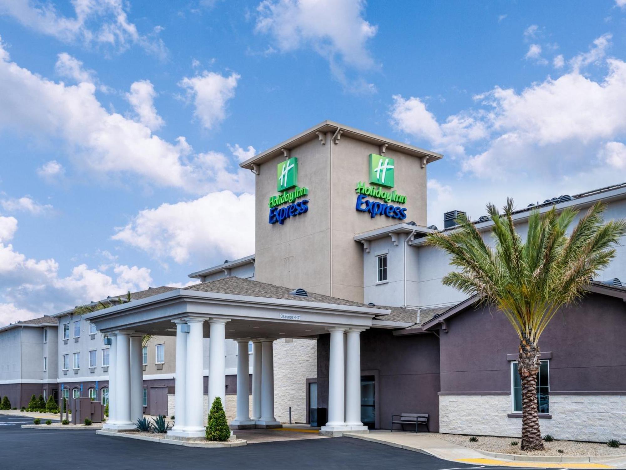 Holiday Inn Express Lodi By Ihg Экстерьер фото